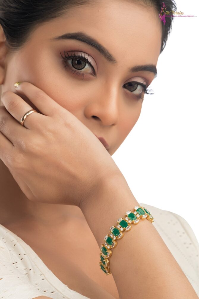 AIYNA - Image 2